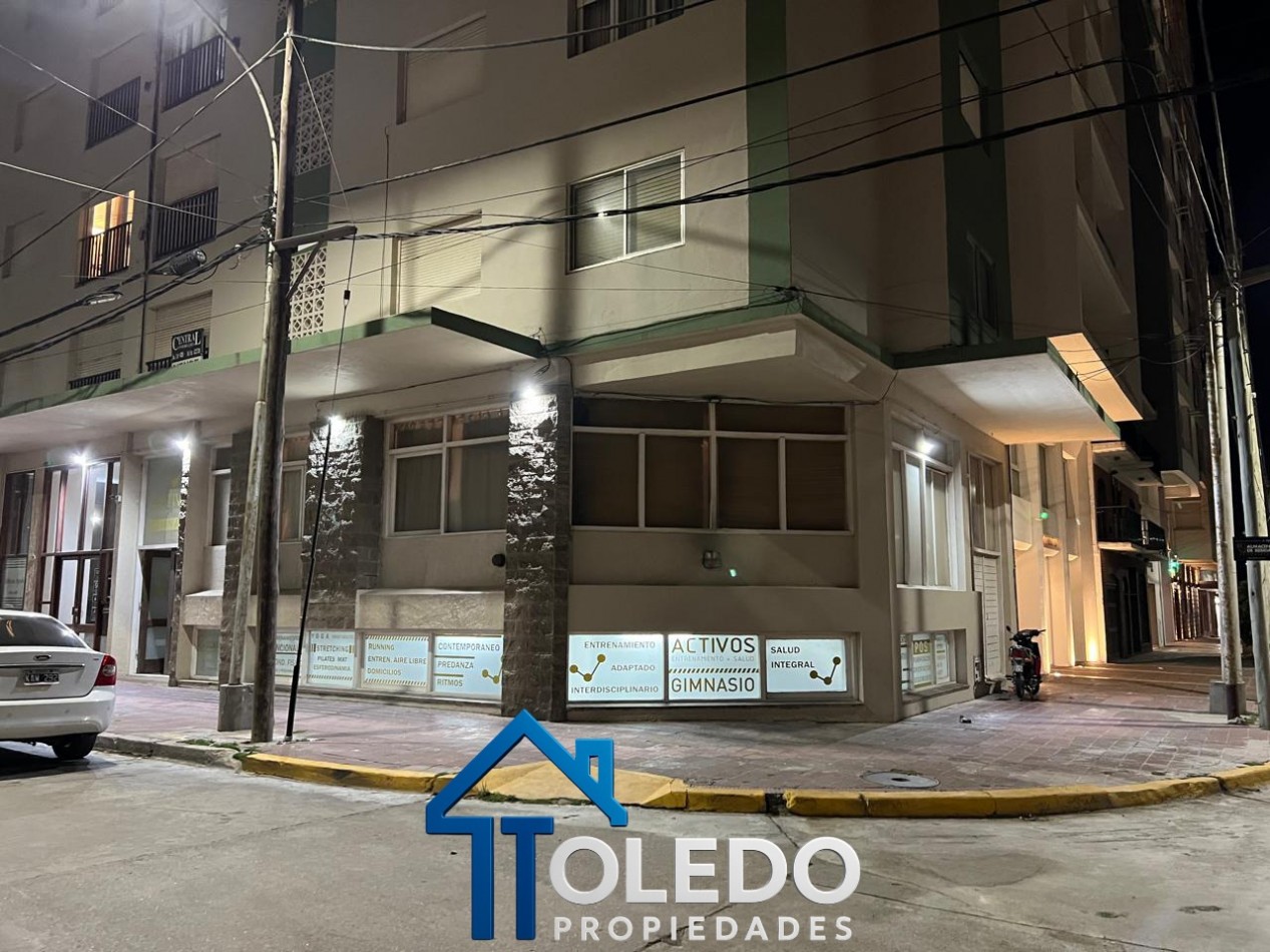 LOCAL EN VENTA EN 91 Y 2BIS OPORTUNIDAD