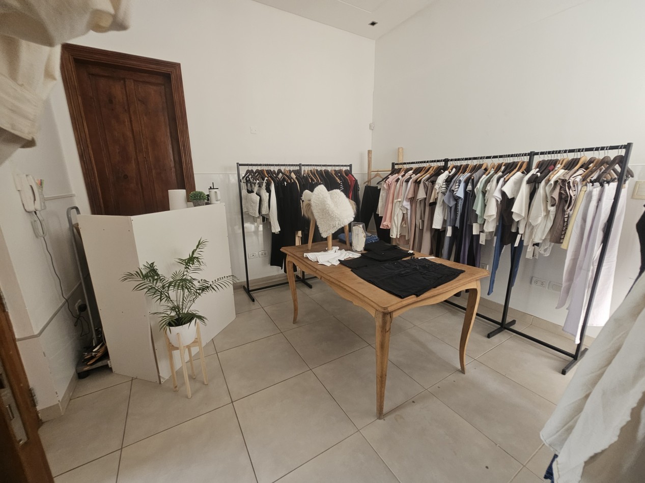 CASA ZONA CENTRO CONSULTORIOS