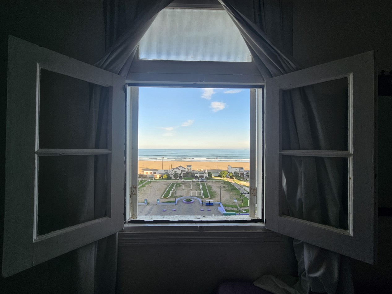 Departamento 3 amb. con vista al mar, 2 y 85