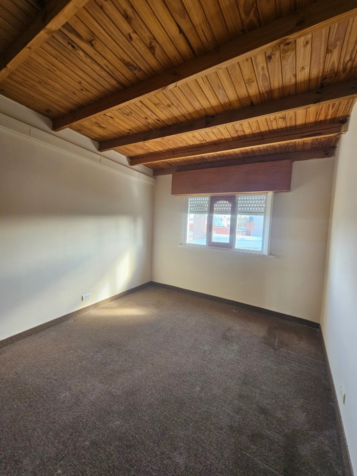 Duplex en alquiler 48 e 75 y 77
