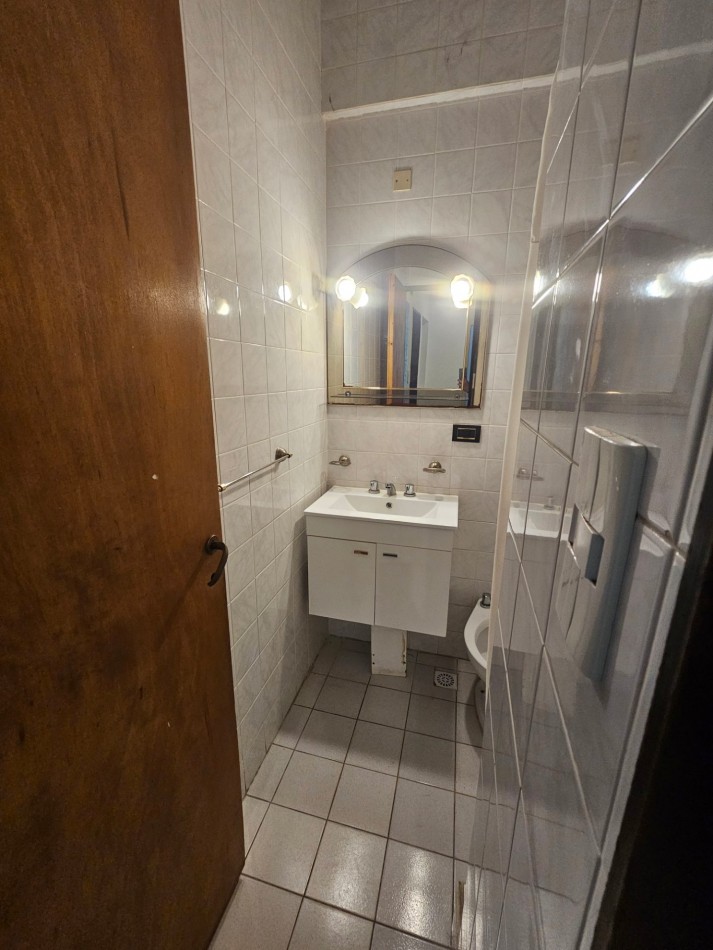 VENTA / ALQUILER - IMPORTANTE INMUEBLEVENTA / ALQUILER - IMPORTANTE COMPLEJO COMERCIAL, GASTRONOMICO Y DE EVENTOS EN VILLA BALNEARIA