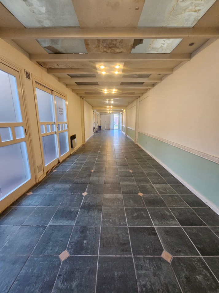 VENTA / ALQUILER - IMPORTANTE INMUEBLEVENTA / ALQUILER - IMPORTANTE COMPLEJO COMERCIAL, GASTRONOMICO Y DE EVENTOS EN VILLA BALNEARIA