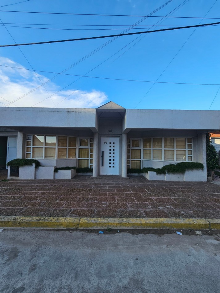 VENTA / ALQUILER - IMPORTANTE INMUEBLEVENTA / ALQUILER - IMPORTANTE COMPLEJO COMERCIAL, GASTRONOMICO Y DE EVENTOS EN VILLA BALNEARIA
