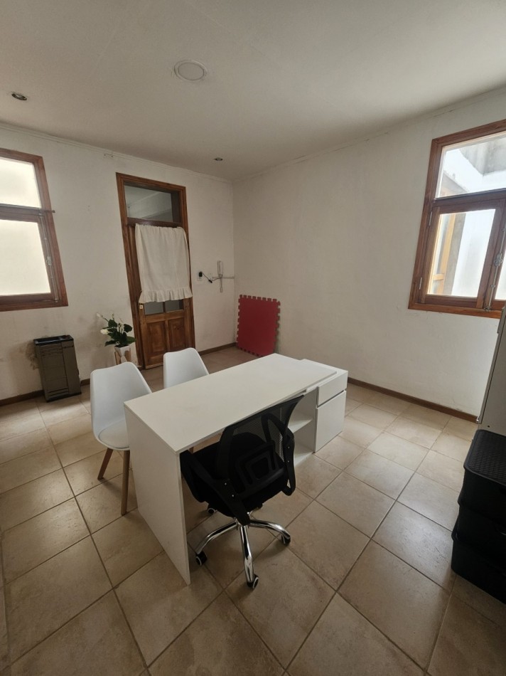 CASA ZONA CENTRO CONSULTORIOS