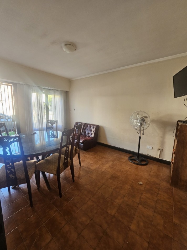 Venta PH de 2 dormitorios, sin expensas y cerca de la playa