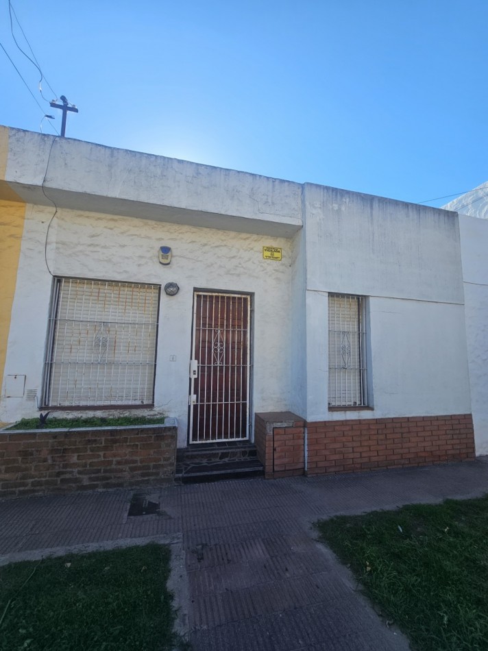 Venta PH de 2 dormitorios, sin expensas y cerca de la playa