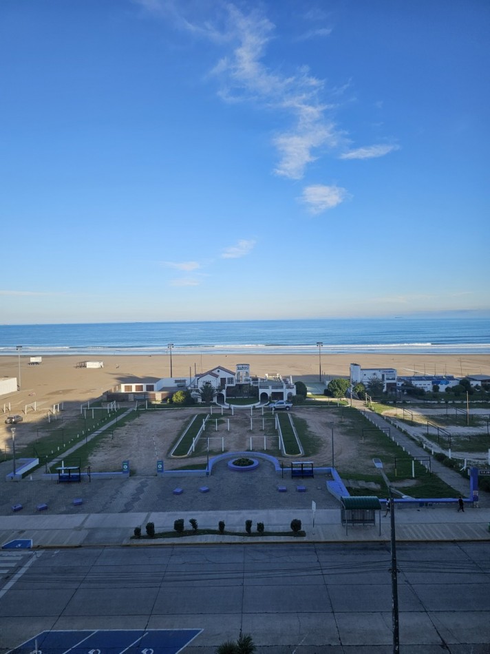 Departamento 3 amb. con vista al mar, 2 y 85