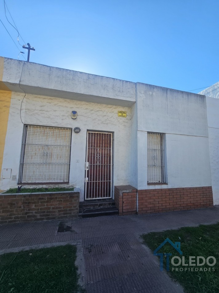 Venta PH de 2 dormitorios, sin expensas y cerca de la playa