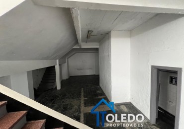 LOCAL EN VENTA EN 91 Y 2BIS OPORTUNIDAD