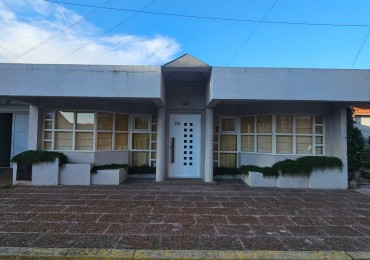 VENTA / ALQUILER - IMPORTANTE INMUEBLEVENTA / ALQUILER - IMPORTANTE COMPLEJO COMERCIAL, GASTRONOMICO Y DE EVENTOS EN VILLA BALNEARIA
